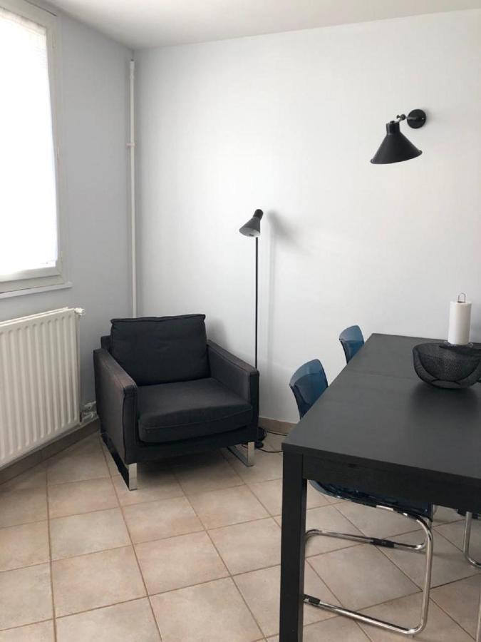 Chambre Paisible Tout Confort Bed and Breakfast Courcouronnes Εξωτερικό φωτογραφία